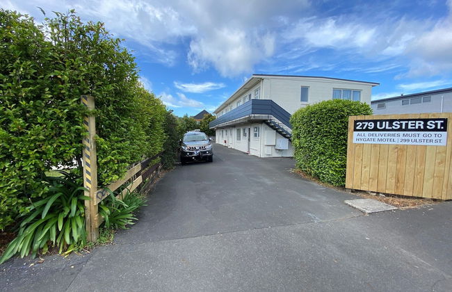 Ulster Apartments - Photo 18