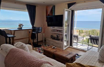 LaVista Penthouse private balcony and sea views - Photo 1