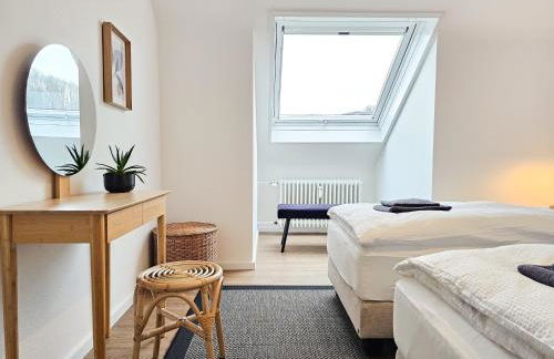 EDMUNDs - Bergblick im Wanderparadies, Nintendo Switch, Parkplatz - Foto 17