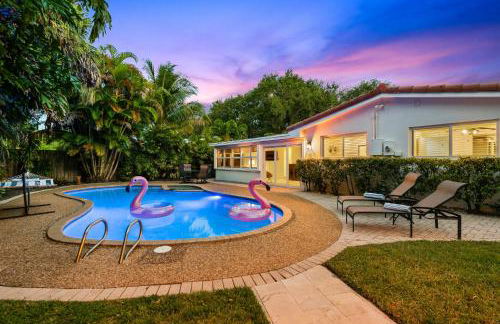 Solar Heated Pool Spa Tiki Hut Huge Backyard Hammock Retro Bikes - Foto 50