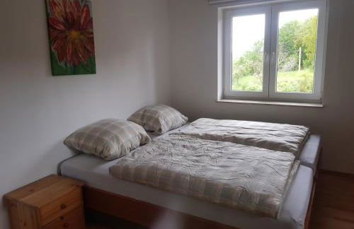 Zweibettzimmer mit Bad auf Pferdehof in Much - Foto 4