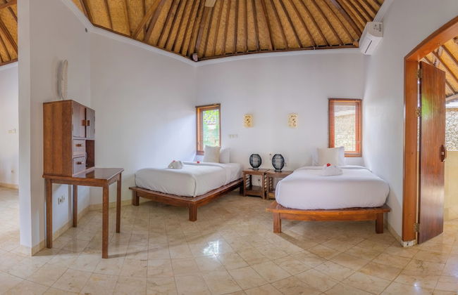 Villa Sari Bumi Menjangan - Photo 13