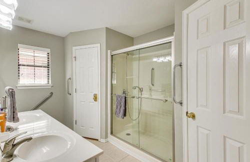 5 Mi to University of Oklahoma Home with Patio! - Photo 16