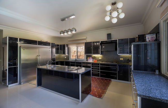 villa In Beverly Hills with pool - Foto 18