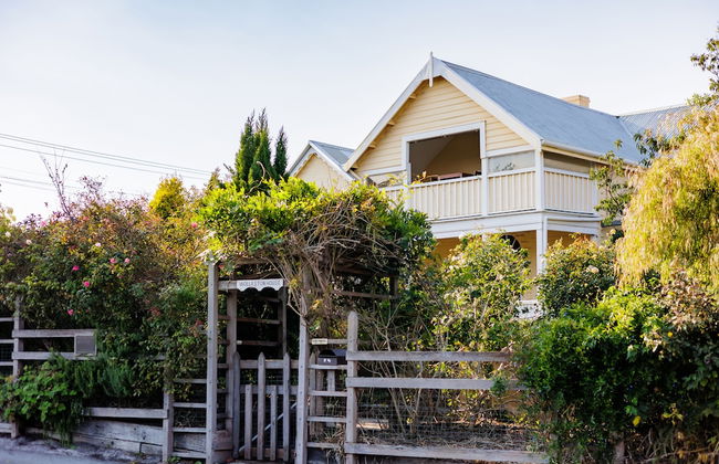 Wollaston House by the BnB Collection - Photo 68