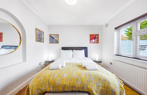 Nancy's 3 bedroom house near Heathrow Airport - Foto 17