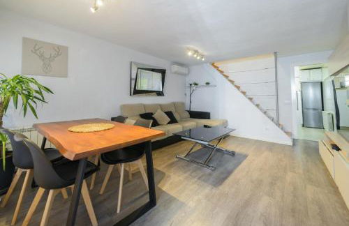 Sabadell calle, casa familiar de 3 dormitorios con terraza junto metro Fuencarral - Foto 3