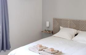 Studios ou Chambre SDB avec extérieur centre-ville Ribérac - Foto 4