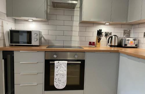 Park View I 2 Bedroom Apartment I Free Parking - Photo 22