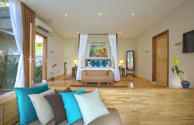 Ambong Pool Villas - Photo 13