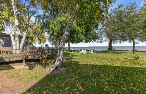 Hickory Hideaway Cozy 2-Bedroom Home on Lake Winnebago - Foto 13