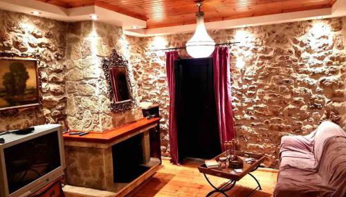 Πέτρινο εξοχικό στο Δάρα - Foto 1