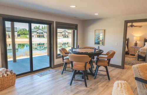 Lakeside Luxe Haven Family-Friendly Arcade - Foto 40