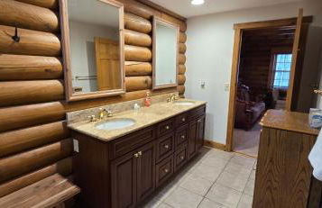 Coopers Run Five Bedroom Log Home with Hot Tub Pool Table and Views - Foto 27