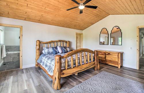 Family Cabin with Game Room! 32 Mi to Sunrise Resort - Foto 12