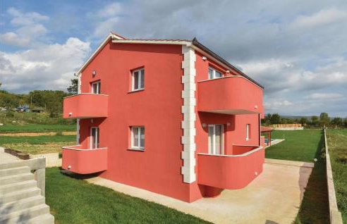 Lovely Home In Rumin With Kitchen - Foto 14