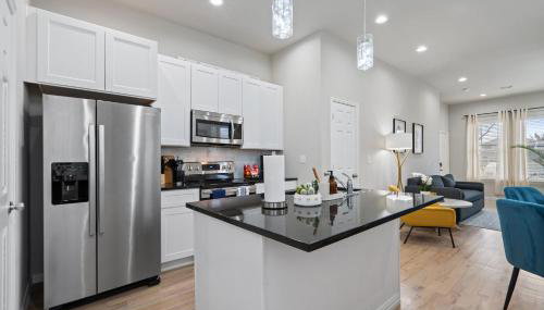 3BR Duplex - Walk to Bishop Arts - Fenced Yard - Foto 4