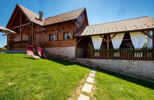 Four-Bedroom Holiday Home In Velika Buna - Foto 11