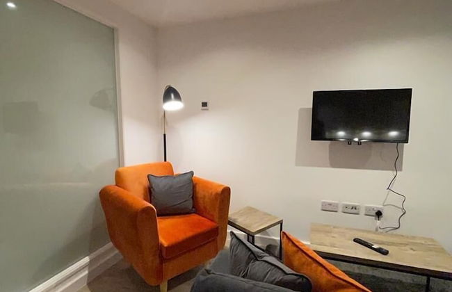 Spectrum House Apartments - Photo 9