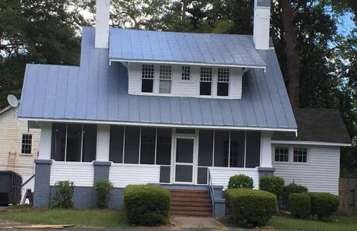 Renovated 1928 bungalow on a former asylum campus - Foto 29