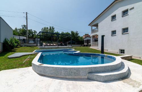 Holiday house with a swimming pool Radmani, Porec - 16440 - Photo 7