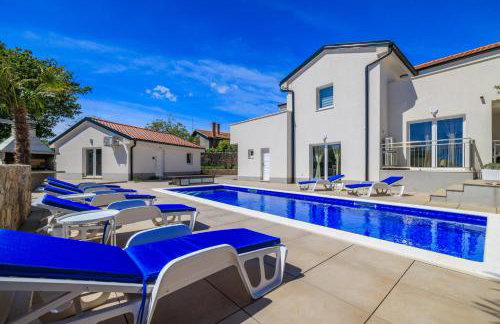 Villa Volta LL - Photo 1