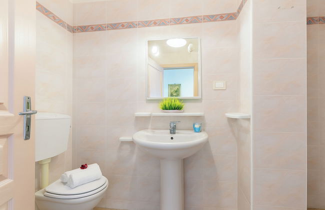 Daniela 2 100m From Sea - Photo 27