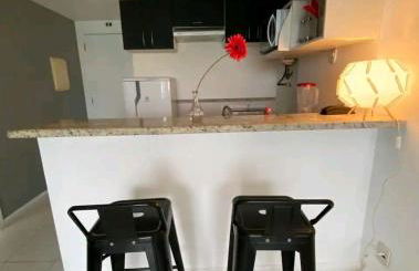 Mountain, lake and pool view apartment - Foto 10