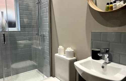 University Apartment • Sleeps 8 - Foto 29