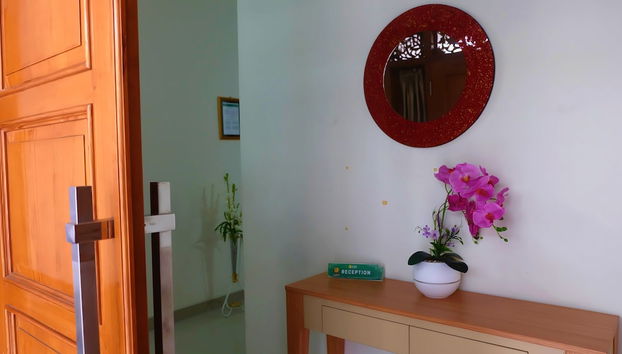 Simply Homy Guest House Unit Gejayan - Foto 2, Entrada interior