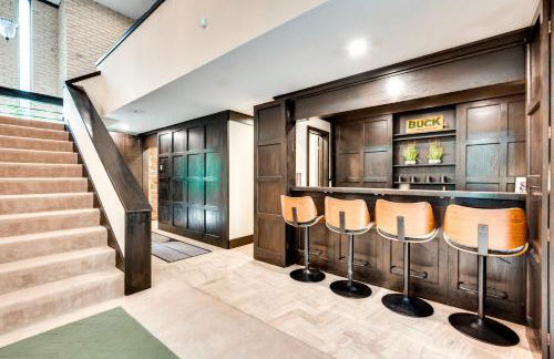 Private Poolside Paradise Attached Home by Denver - Foto 19