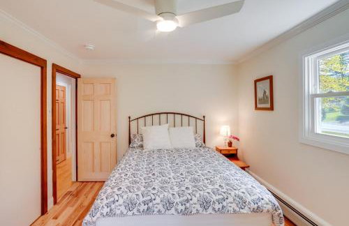 1 Mi to Dtwn Cottage with Large Yard in Stockbridge - Foto 17