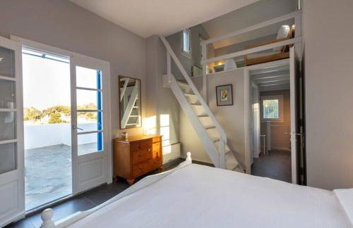 RETREAT VILLA BY THE SEA WITH POOL IN PORTO HELI - Foto 26