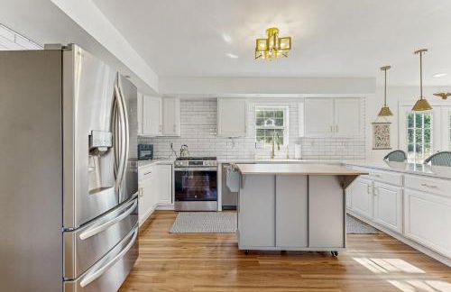 Elegant Coastal Retreat - Foto 9