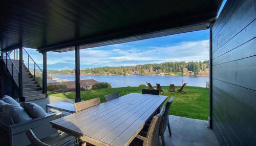 Luxe Port Lookout with waterfront, theater, games - Foto 4