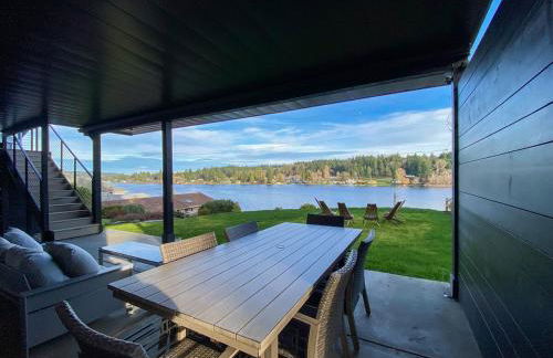 Luxe Port Lookout with waterfront, theater, games - Foto 4