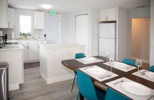 Patio I Firepit I 65 TV w/ Netflix I 472mbps I WD - Foto 9