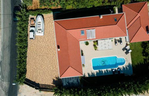 Villa Marta Luxury House with Heated Pool - Foto 46