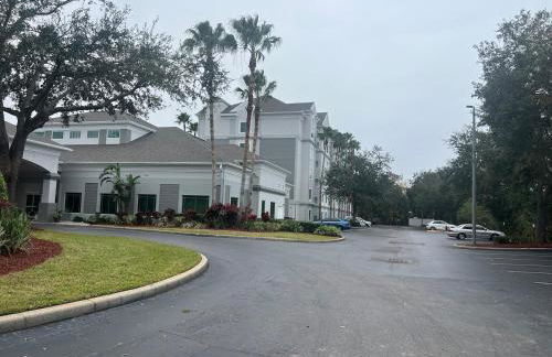 Renovated Condo near Disney Free Shuttle to Parks - Foto 6