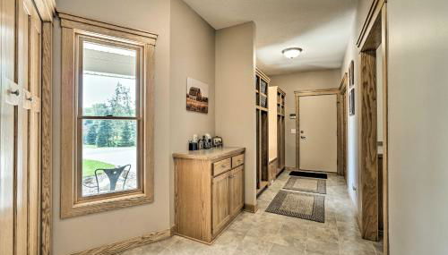 Tranquil Lake Elmo Farmhouse Hiking Nearby! - Foto 4