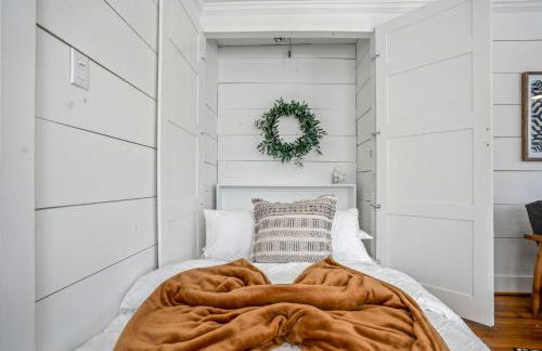 Historic Heights Artist Boho Bungalow - Foto 18