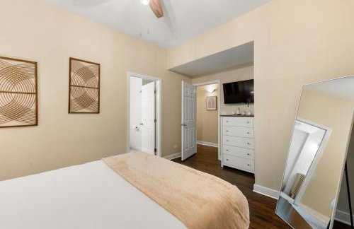 Stylish 2BR Walk to Rush UIC 10 Min Downtown Chicago Free Parking Wifi - Foto 25