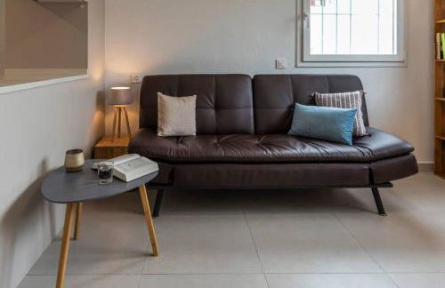 TurAlmeria - Casa Tranquila con Jardín y Aparcamiento privado - Foto 13