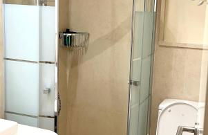 Amazing Two Bedroom Apartment in Los Flamingos, Marbella - Photo 20