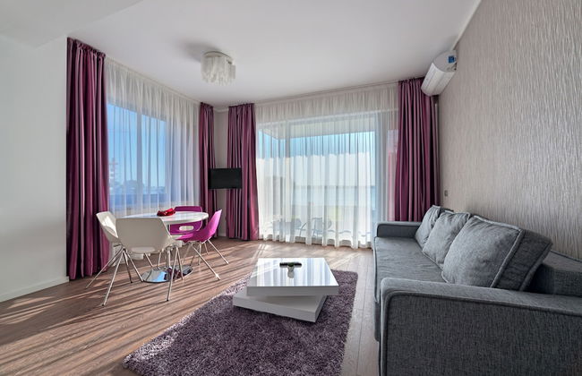 Tomis Garden Aparthotel - Photo 1