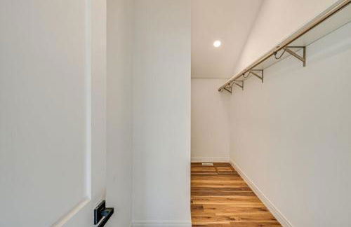 Chapman Lake Retreat with Pier, Fire Pit and Games - Foto 16