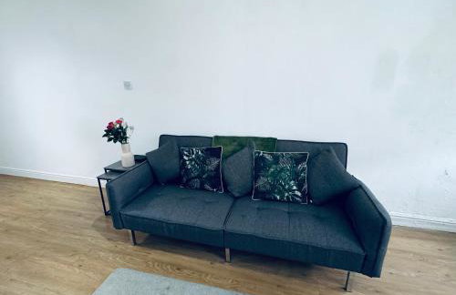 Holly Terrace - 2 Bedrooms - Sleeps 3 - Photo 15