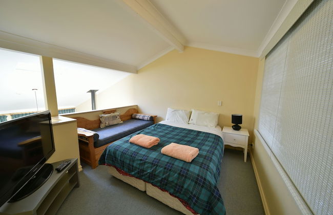 Three Bears 2 - Photo 4