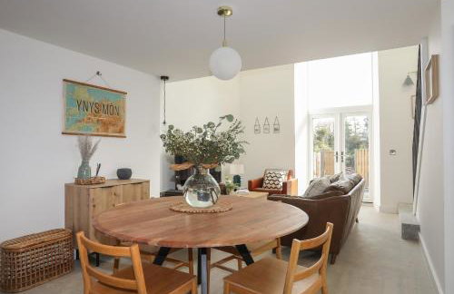 Ysgol Fach Little School - Foto 8