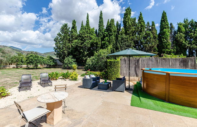 Private Villa With Inviting Space - Photo 51